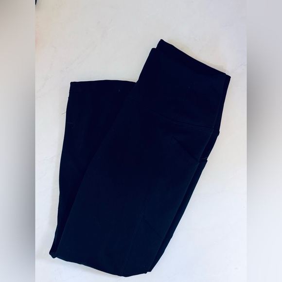 GapFit High Rise Power Crop Leggings Black - Picture 12 of 13